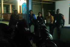 GERCEP! Babinsa Koramil 405-06 Muara Pinang Cek Pos Satkamling Seputaran Markas, Intip Yuk 