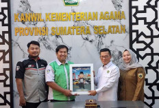 Peduli Komunitas Otomotif, Kakanwil Kemenag Sumsel Terima Penghargaan dari HBC Chapter Palembang