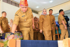 Pj Wali Kota Palembang Buka Pelatihan Tenun Songket Bagi Anak- anak Putus Sekolah