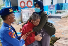 Polairud Polres Muba Bantu Warga Sakit di Sungai Lalan, Ini Wujud Nyata Presisi Polri