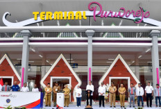 Presiden Jokowi Apresiasi Pembangunan 4 Terminal Penumpang Tipe A di Jawa