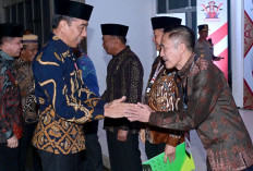 Ratu Dewa Sambut Presiden Jokowi di Acara Muktamar Ikatan Mahasiswa Muhammadiyah di Palembang, Ini Pesannya