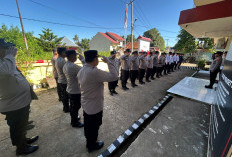 Kapolsek Pemulutan Pimpin Apel Pagi, Tegaskan Disiplin dan Pelayanan Prima