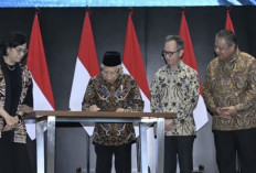 Buka Perdagangan BEI Tahun 2024, Wapres Paparkan Strategi Majukan Pasar Modal Indonesia