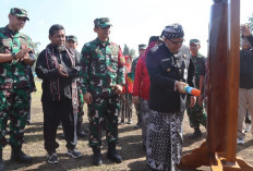 Ditandai Pemukulan Kentongan, TMMD Reguler ke-129 Kodim Salatiga Resmi Dimulai