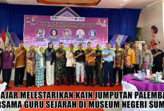 Belajar Bersama Guru Sejarah di Museum Negeri Sumsel, Ulas History Hingga Praktik Buat Kain Jumputan Palembang