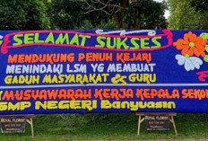 Banjir Dukungan! 31 Karangan Bunga Hiasi Kejari Banyuasin, Tentang Kasus Apa?