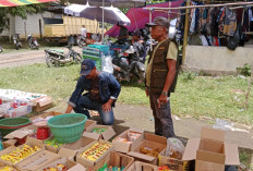 Polisi Ogan Ilir Blusukan ke Pasar Tradisional Jelang Nataru, Cek Harga Sekaligus Pantau Bapokting