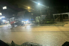 Bertahun-tahun Banjir Tak Terselesaikan, Jalan Protokol Martapura Jadi Sorotan