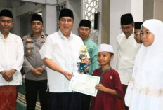 Hadiri Peringatan Nuzulul Qur’an Hingga Serahkan Hibah Tanah untuk Yayasan Masjid Agung Muara Enim