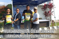 Pupuk Indonesia Gelar Gerakan Pasar Murah di Palembang, Warga Antusias Beli Beras SPHP Harga Rp60 Ribu