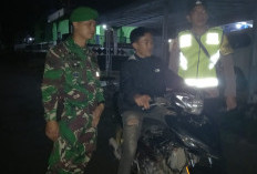 Anggota Babinsa Koramil 405-11 Tanjung Sakti dan Polsek Datangi Satkamling Gunung Kembang