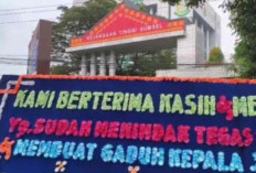 Penegakan Hukum Dapat Sokongan Moral, Papan Bunga Penuhi Kantor Kejati Sumsel