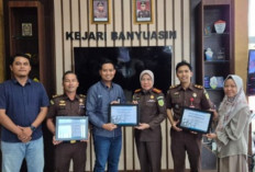 Berhasil Ungkap Kasus Ini, Kejari Banyuasin Terima Penghargaan dari PT PLN