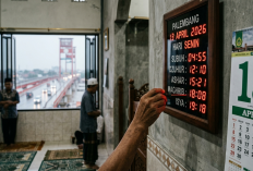 Jadwal sholat Palembang 13 April 2026: Subuh, Dzuhur, Ashar, Maghrib, Isya. Tepat waktu!