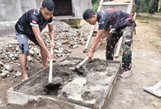 Gotong Rotong, Pengerjaan Ini Dilakukan Satgas TMMD Kodim Lahat Bersama di Pembangunan RTLH Titik 2