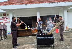 Kejari OKU Timur Gelar Pemusnahan Barang Bukti, Kasus Apakah Itu?