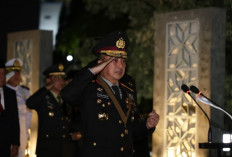 Kenang Jasa Pahlawan, Kapolda Sumsel Pimpin Apel Kehormatan dan Renungan Suci HUT RI ke-81
