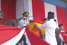 Pimpin Upacara Dirgahayu ke-81 RI, Bupati Lahat: Tanamkan Nilai Nasionalisme Hargai Jasa Pahlawan
