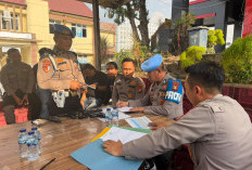 Pastikan Penggunaan Sesuai Prosedur, Tim Propam Polda Sumsel Cek Senpi Personil Polres Lahat