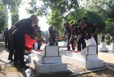 Jelang HUT Ke-78, Armed 15/Cailendra Gelar Ziarah Rombongan di TMP Jurai Komering Sakti