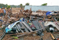 Puting Beliung Hantam 3 Desa di Ogan Ilir, 26 Rumah Rata Luluh Lantak, BPBD Bangun Tenda Darurat