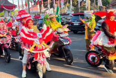 Semarak HUT ke-81 RI: TP PKK dan Muslimat NU Palembang Unjuk Kebersamaan Lewat Pawai Kemerdekaan