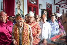 Menteri Kebudayaan Fadli Zon Buka Pameran Perangko di Kota Tertua Palembang