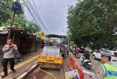 Kurang Konsentrasi, Pengendara Motor BeAT di Palembang Meninggal Terlindas Ban Truk Hino