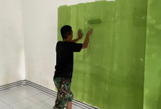 Dinding Interior Mushola Ar-Rasyid Tak Luput Kena Warna Hijau Army, Intip Yuk 
