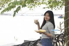 Cari Tempat Healing di Palembang? Kafe Baru Ini Punya Panorama Sungai Musi & Jembatan Ampera yang Instagramble