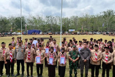 Pejabat Ini Wakili Kajari OKU Timur Hadir di Upacara Peringatan Hari Pramuka