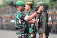 Pejabat Ini Wakili Pangdam II Sriwijaya Buka Diksarlin Mahasiswa Baru Polsri TA 2025-2026, Berikut Sosoknya