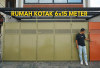 Gaya Kotak Elegan pada Tapak 6x15 Meter: Hunian Nyaman Tanpa Sisa Ruang Terbuang