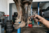 Biaya Servis Kaki-Kaki Mahal? Hindari Satu Kebiasaan Ini Agar Mobil Tetap Nyaman dan Awet