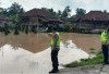 Warga Bantaran Sungai Komering OKU Timur Keluhkan Langganan Banjir, Ternyata Ini Penyebabnya