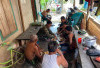 Suasana Sederhana, Makan Bersama Anggota Satgas TMMD 128 dan Masyarakat Lubuk Tampang 