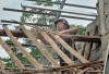 TNI 'Ngamuk' Bikin Salut! Satgas TMMD dan Warga Kompak Bongkar Rumah RTLH di Desa Cukil