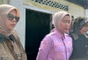 Wow, Ada Sosok Politisi Partai Demokrat di Reruntuhan Bangunan Terbakar, Intip Yuk